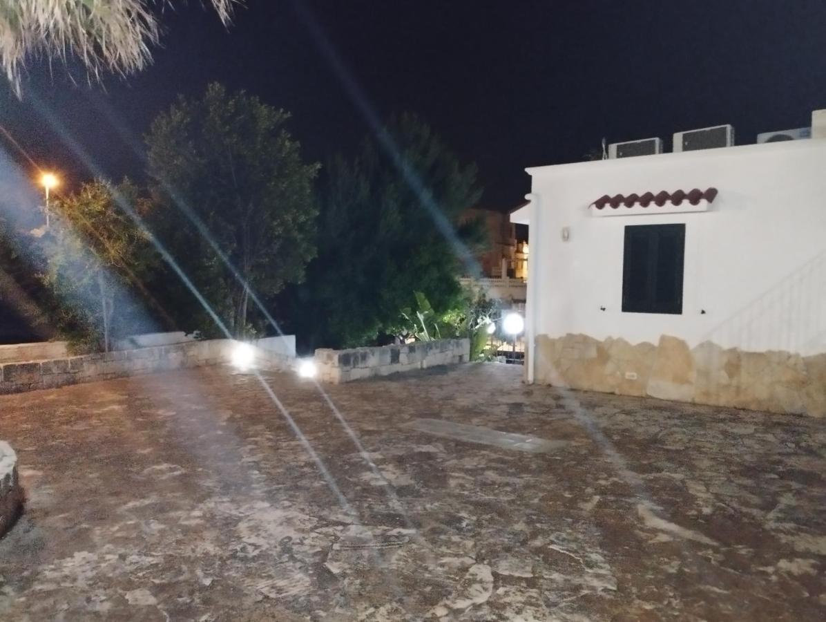 Clave, Affittacamere, Casa Vacanze Cozze Экстерьер фото