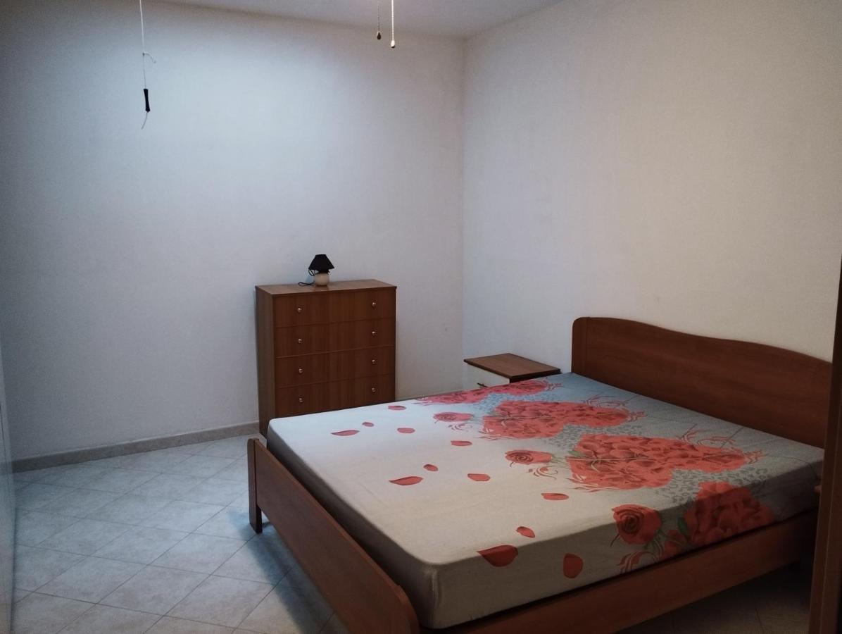 Clave, Affittacamere, Casa Vacanze Cozze Экстерьер фото