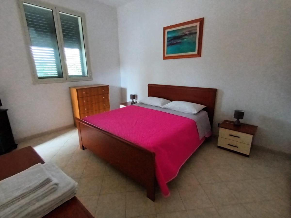 Clave, Affittacamere, Casa Vacanze Cozze Экстерьер фото